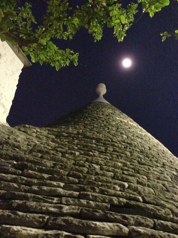 Trullo "Vicolo Fiorito" Villa Alberobello Bagian luar foto